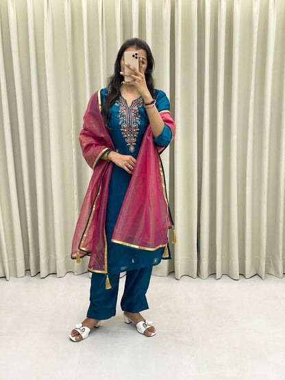 DESIGNER WEAR  HEAVY FENDI SILK TOP AND PANT WITH DUPATTA