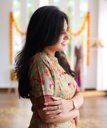 Elegant Festive Wear Kurti Set